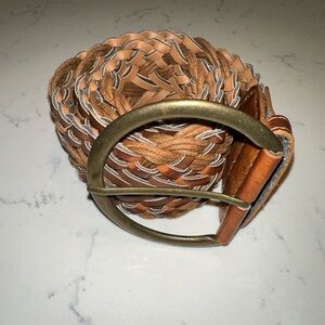 Woven belt – size S/M fits up to a 90 – Brown